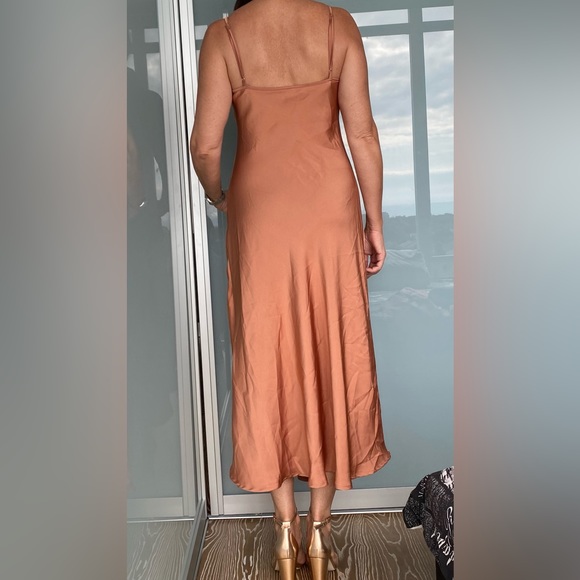 SHEIN cowl neck solid slip dress colour apricot size L excellent condition - Picture 5 of 5